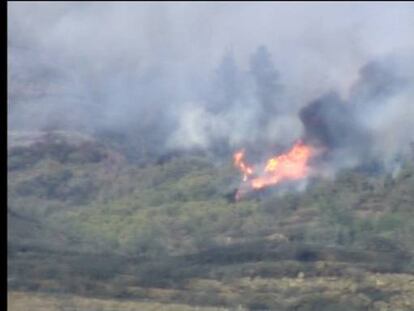 Los incendios en La Palma y en La Gomera siguen sin estar estabilizados