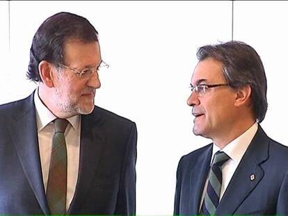 Rajoy lanza gestos con el AVE pero Mas recuerda los agravios a Cataluña