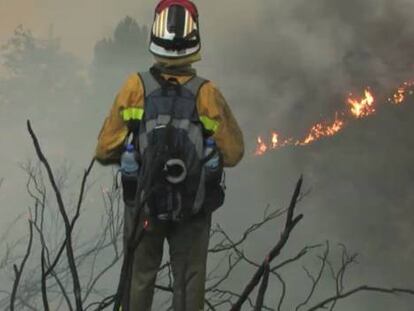 Un avión de 25 millones contra el fuego