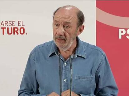 Rubalcaba reta al PP a que le demande tras insistir en que paga sobresueldos en b