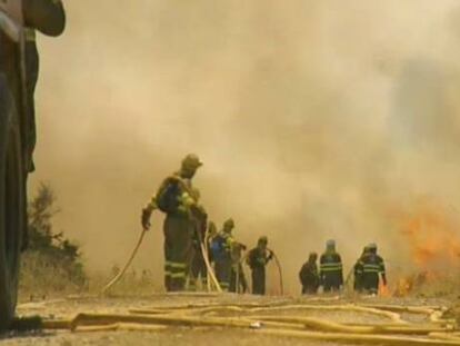 Al menos diez incendios siguen activos en cinco Comunidades
