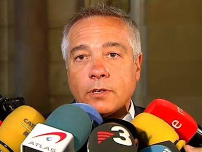 Navarro augura que a su vuelta Chacón será muy valiosa para el socialismo