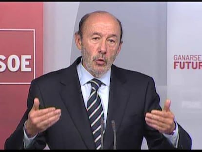 Rubalcaba pide una subcomisión parlamentaria contra la corrupción