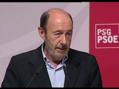 Rubalcaba “ruega” a Rajoy que frene el “cruel” copago en fármacos hospitalarios