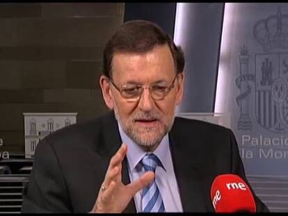 Rajoy quiere regular las huelgas en
plena polémica por la ley de seguridad