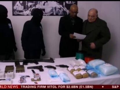 Vídeo difundido por la BBC sobre el arsenal que ETA ha inutilizado
