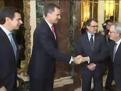 El Príncipe elogia ante Mas las ventajas de la colaboración entre Administraciones