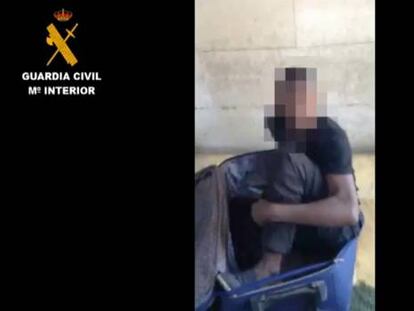 Detenido en Melilla un hombre que llevaba un inmigrante en una maleta