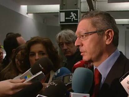 Gallardón respalda en público a Botella pese a las dudas internas del PP