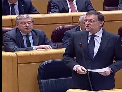 Rajoy vende la recuperación económica y el PSOE ataca las debilidades de Cañete