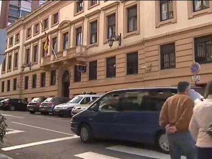 La madre del niño muerto en Oviedo se declara inocente