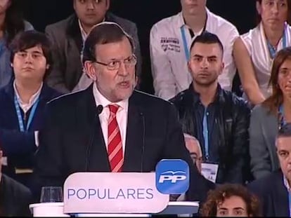 Marianoy Rajoy responde a los planes soberanistas en un discurso en Barcelona.