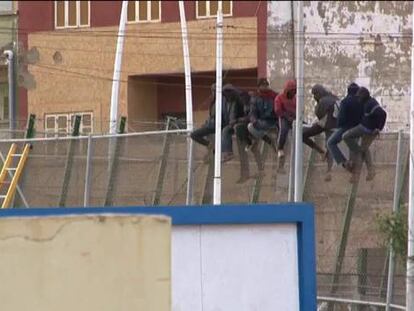 35 subsaharianos entran en Melilla tras saltar la valla fronteriza