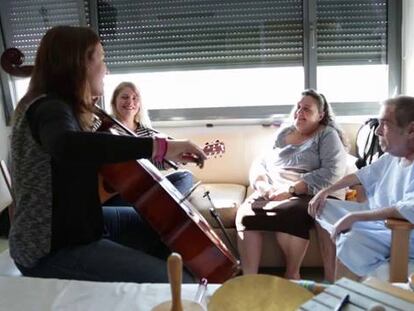 Musicoterapia en el Hospital Centro de Cuidados La Laguna.