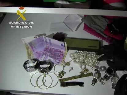 Cae una red de estafadores con SMS premium con un millón de afectados