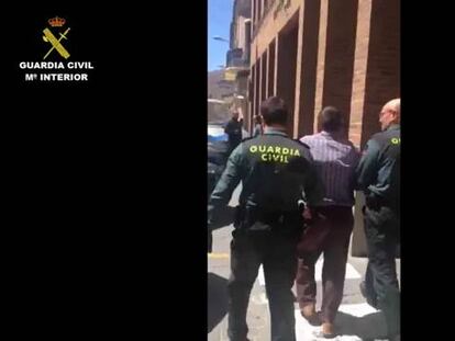La Guardia Civil detiene a cinco personas por vender y a una niña de 11 años.