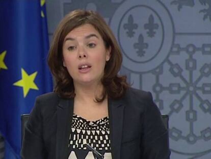 La vicepresidenta del Gobierno, Soraya Sáenz de Santamaría, este viernes.