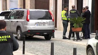 Heridos dos agentes al intentar liberar a dos rehenes en Montalbán
