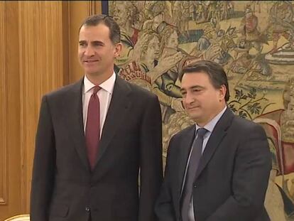 El Rei sondeja els partits sobre la reforma constitucional