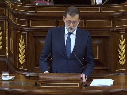 Rajoy cierra su discurso citando a Azaña: “Todos somos hijos del mismo sol y tributarios del mismo río”