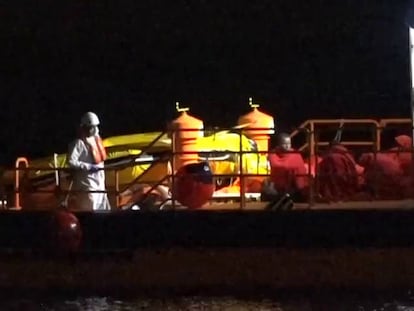 Cinco muertos y 17 supervivientes en el naufragio de una patera en Alborán