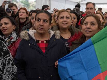 Varias mujeres en la celebración en Madrid este lunes del Día Internacional del Pueblo Gitano.