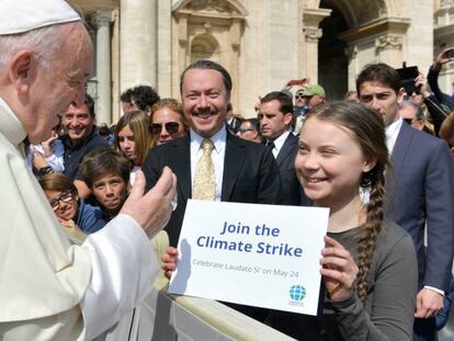 Greta Thunberg pide al Papa en el Vaticano que se una al paro por el clima. En vídeo, Greta Thunberg habla con el Papa.