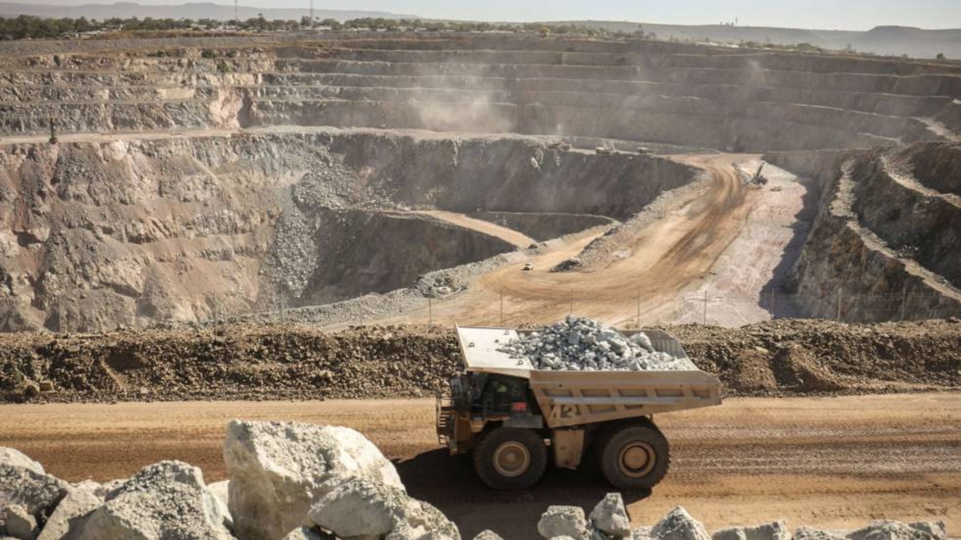 Mercados Precio Accion Barrick Gold El Precio Del Oro Que Llega A