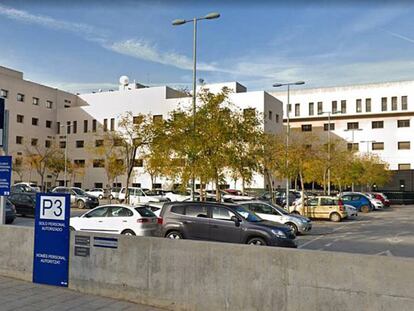 Hospital Can Misses de Ibiza donde fue ingresada la menor.