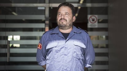 Marc Castellnou, en el centro de control de bomberos de Cataluña. Foto: M. MINOCRI