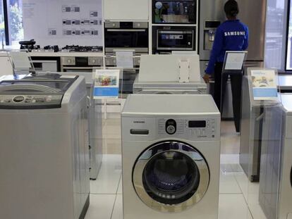 Lavadoras en una tienda de electrodomésticos.