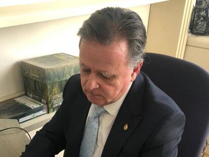 Juan Ros Alcaide, el senador de Vox denunciado por la Guardia Civil. En vídeo, investigación abierta a un senador de VOX por un presunto caso de violencia machista.