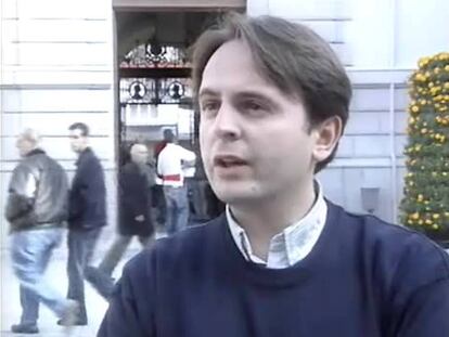 La Ley de Potestades Administrativas, o más comúnmente conocida como Ley del Botellón, que prohibe las concentraciones de personas bebiendo en la calle, ha obligado a algunos ayuntamientos a buscar soluciones