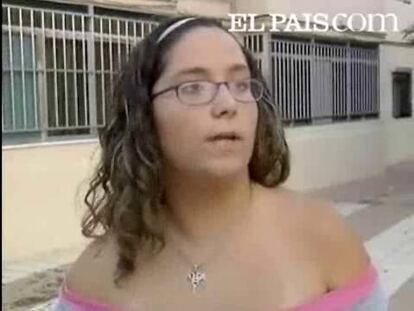 Sus vecinos, extrañados por su ausencia, entraron en la casa y la encontraron en la bañera
