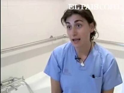 Cuatro hospitales de Galicia ultiman los detalles para ofrecer la posibilidad de que las embarazadas paran en una bañera bajo el agua.