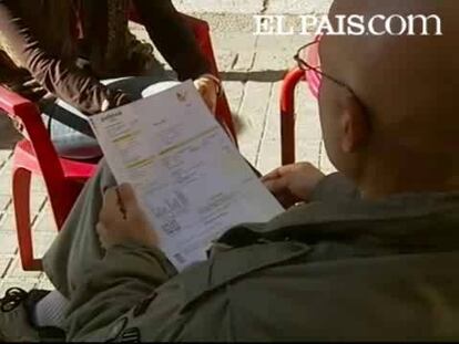 Un vecino de Valencia recibió una factura con dos insultos en lugar de sus apellidos