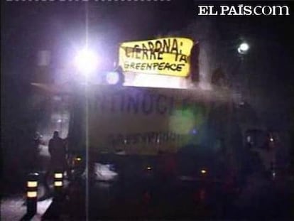 Greenpeace bloquea el acceso a la central de Garoña (III)