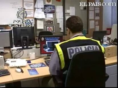 La policía ha detenido a un profesor que trabajaba en una academia de idiomas como presunto autor de un delito de corrupción de menores y de producción, tenencia y distribución de pornografía infantil. J. M. P. V., de 47 años, proponía a los menores grabar vídeos pornográficos en una nave industrial.