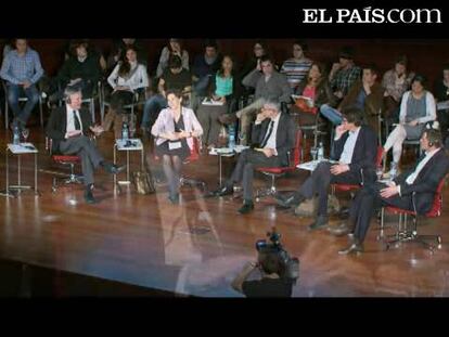 Los directores de 'The New York', 'The Guardian', 'Der Spiegel', 'Le Monde' y EL PAÍS, que destaparon los cables de Wikileaks sobre la diplomacia de EE UU, valoran el acontecimiento y su influencia en las protestas árabes.<strong>Especial: <a href="http://www.elpais.com/especial/debate-sobre-periodismo/">Debate sobre el futuro del periodismo</a></strong>