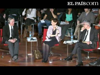 Los directores de 'The New York', 'The Guardian', 'Der Spiegel', 'Le Monde' y EL PAÍS, que destaparon los cables de Wikileaks sobre la diplomacia de EE UU, valoran el acontecimiento y su influencia en las protestas árabes.<strong>Especial: <a href="http://www.elpais.com/especial/debate-sobre-periodismo/">Debate sobre el futuro del periodismo</a></strong>