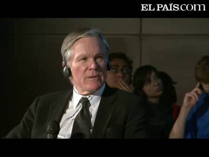 Los directores de 'The New York', 'The Guardian', 'Der Spiegel', 'Le Monde' y EL PAÍS, que destaparon los cables de Wikileaks sobre la diplomacia de EE UU, valoran el acontecimiento y su influencia en las protestas árabes.<strong>Especial: <a href="http://www.elpais.com/especial/debate-sobre-periodismo/">Debate sobre el futuro del periodismo</a></strong>