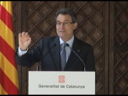 Wert busca base legal para burlar la escuela en catalán