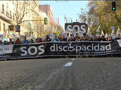 Imágenes de la manifestación de las personas con discapacidad en Madrid.