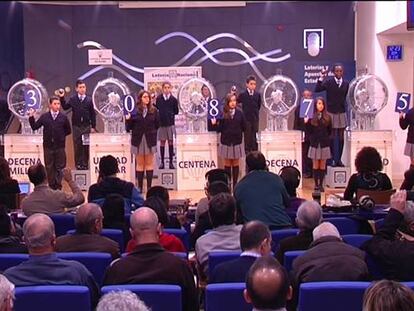 Directo | El ‘gordo’ del Niño, 30875, llena de millones Alicante y Alcorcón