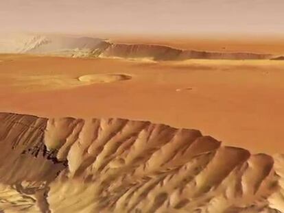 Sobrevolar el gran cañón de Marte