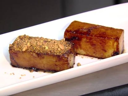 El chef Youssef Zairi prepara tajín de ganso ibérico con patata caramelizada.