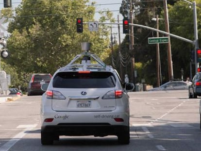 Los coches sin conductor chocan con un problema: los conductores