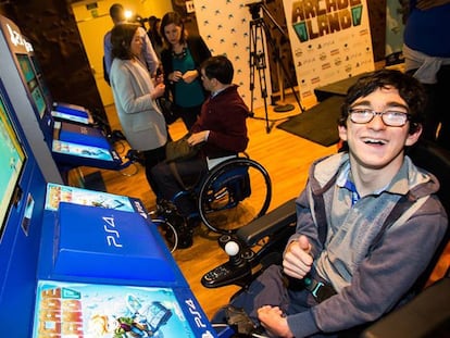Presentación de Arcade Land, primer videojuego adaptado a personas afectadas por parálisis cerebral.