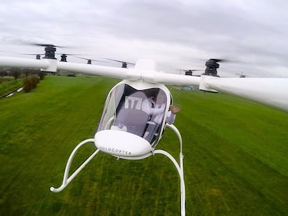 El Volocopter es el primer coche volador que transporta a un pasajero.