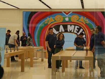 Inauguración de la Apple Store en México.